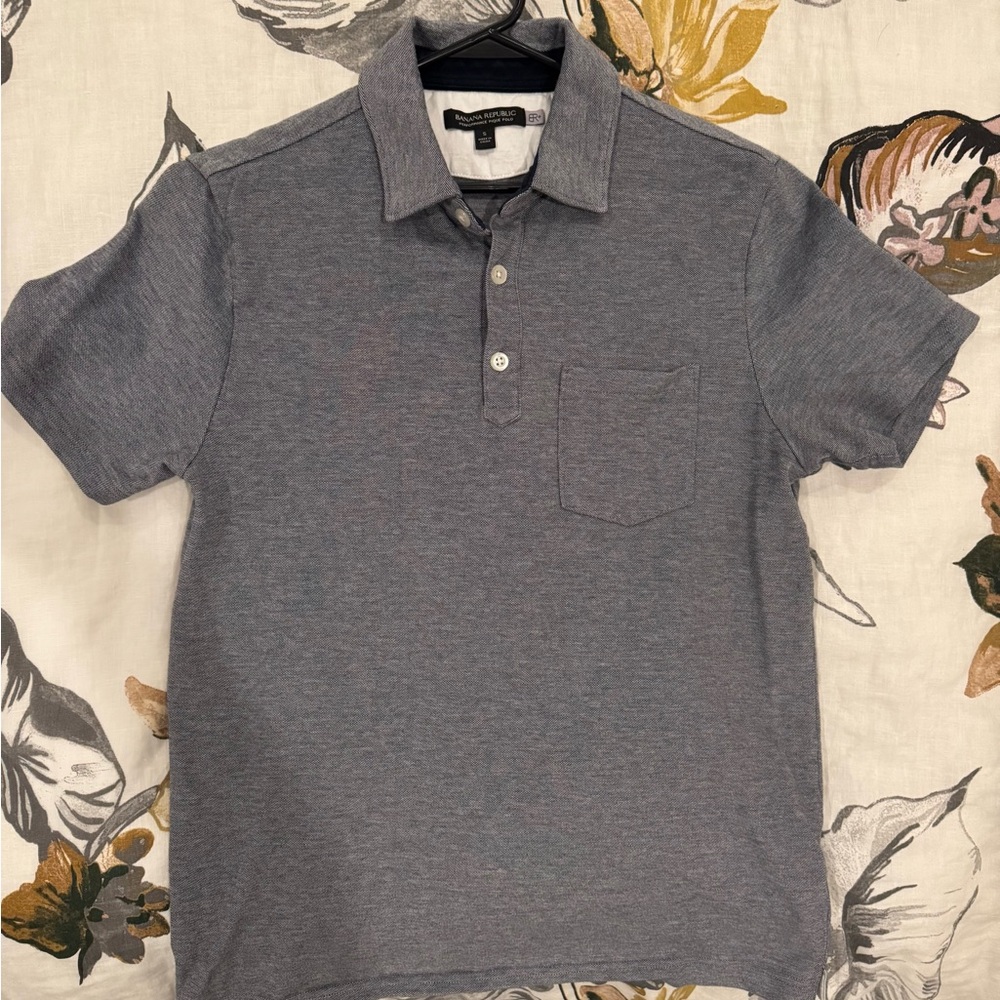 Banana Republic Gray Polo Shirt (S)